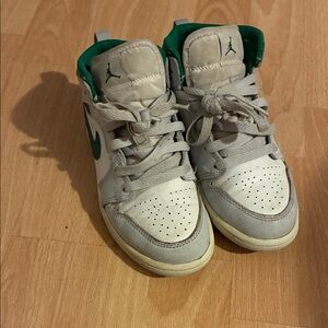 Jordan Kids Sneakers in Green and White